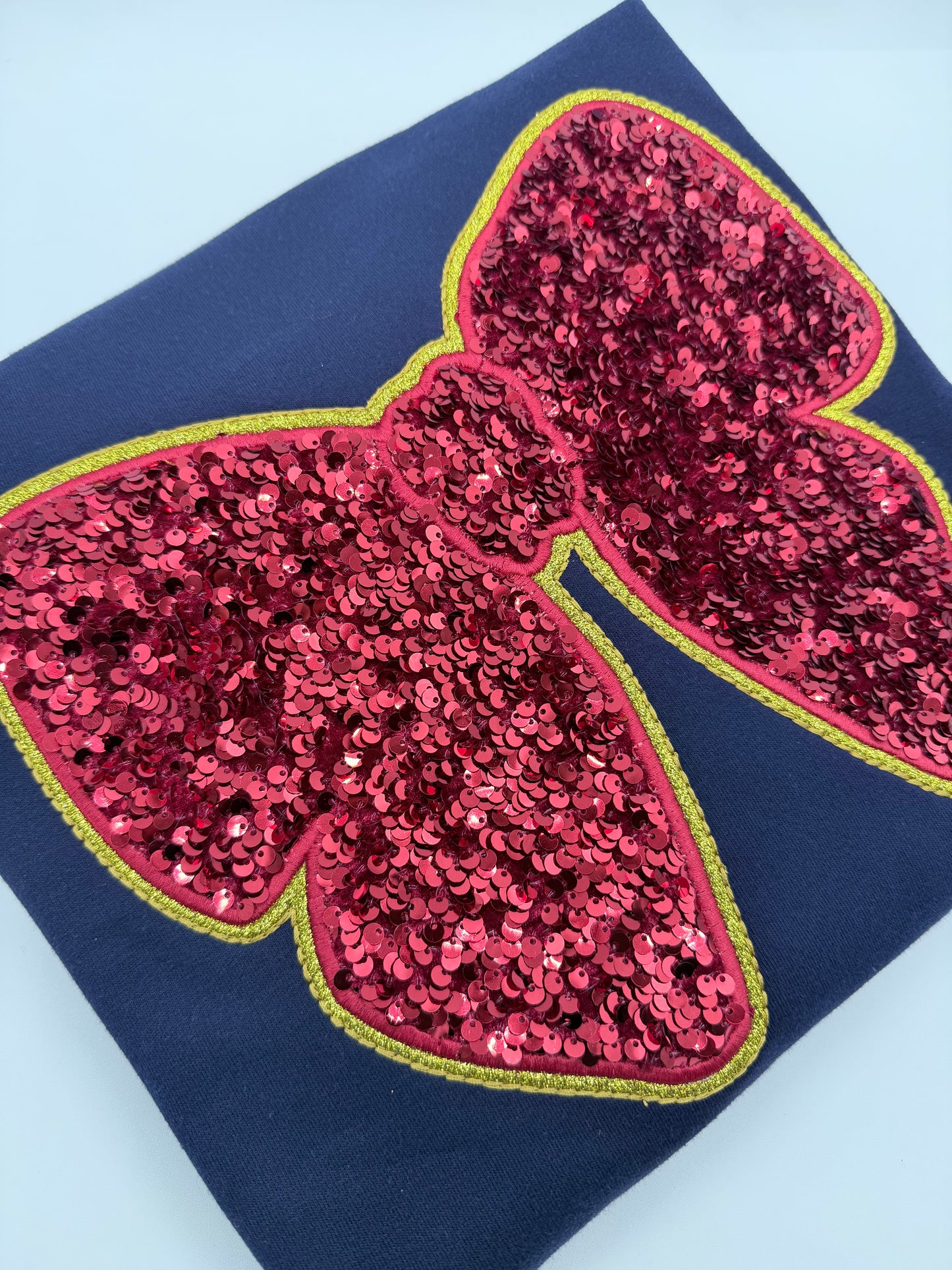 Sequin Bow Appliqué Embroidery Design