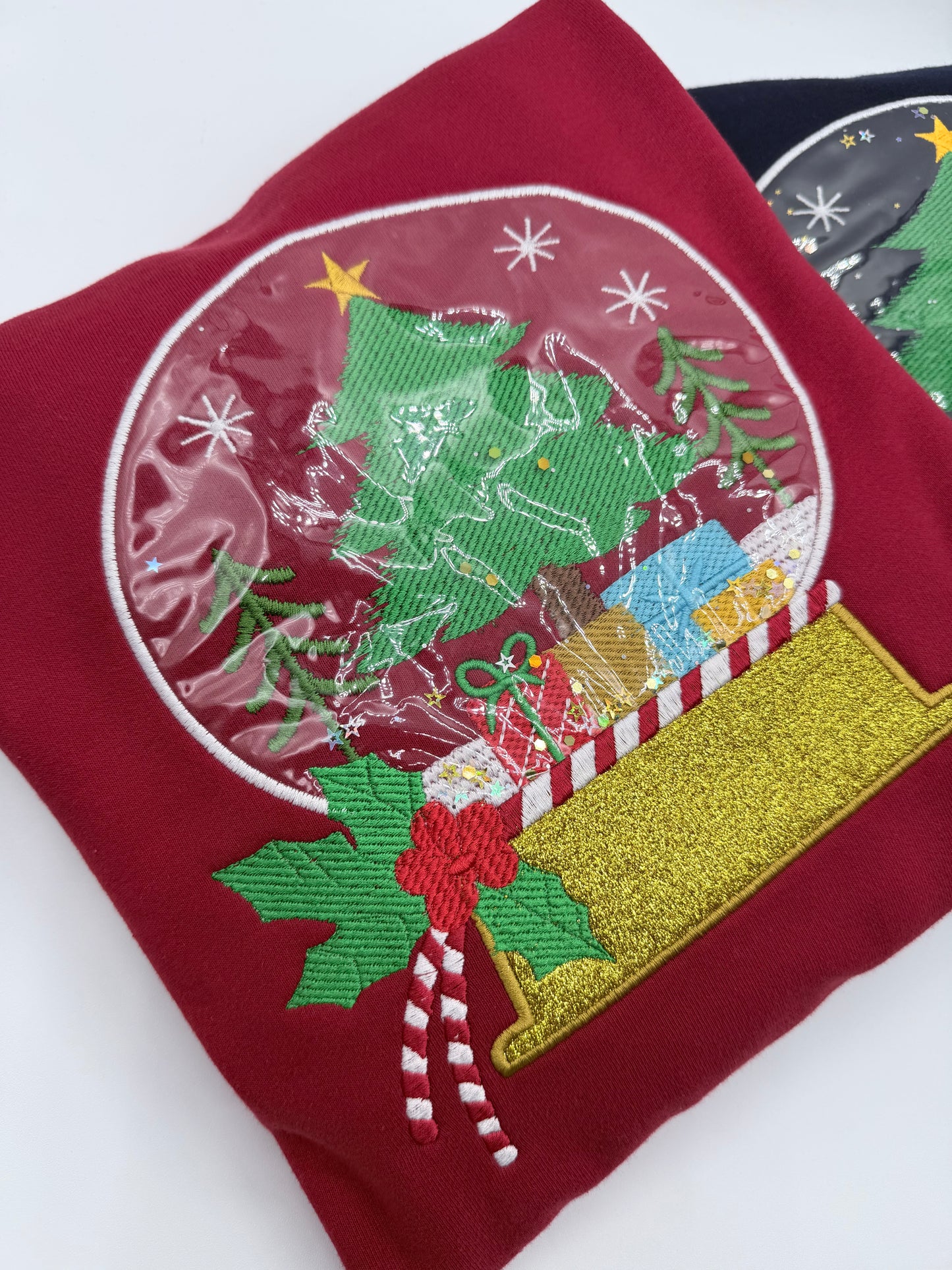 Snow Globe Appliqué Embroidery Design